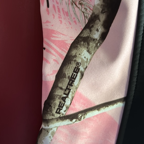 Realtree “Habit” Light weight jacket and size Large. - Picture 7 of 7